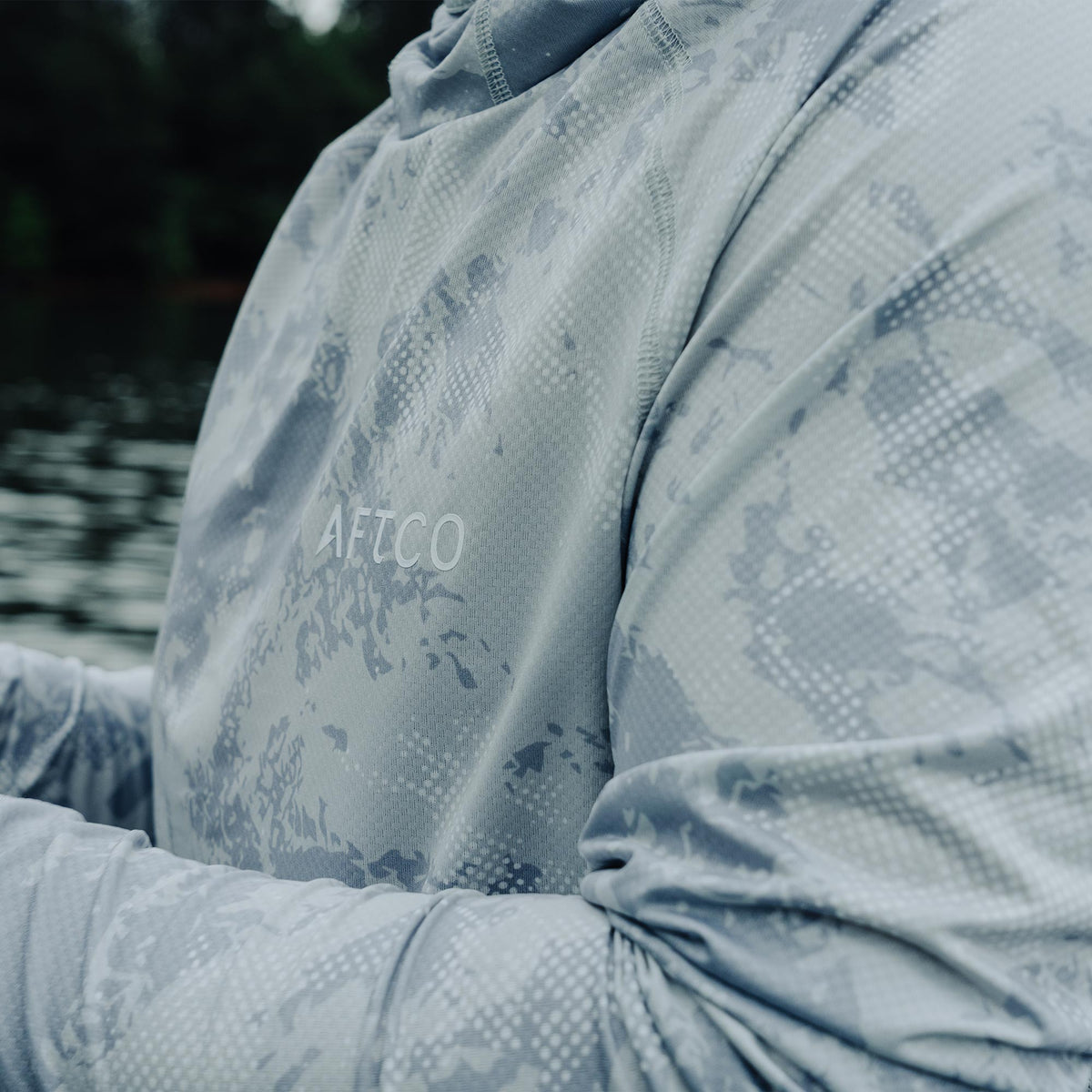 Mens AFTCO Adapt Phase Change Hooded Fishing Shirt