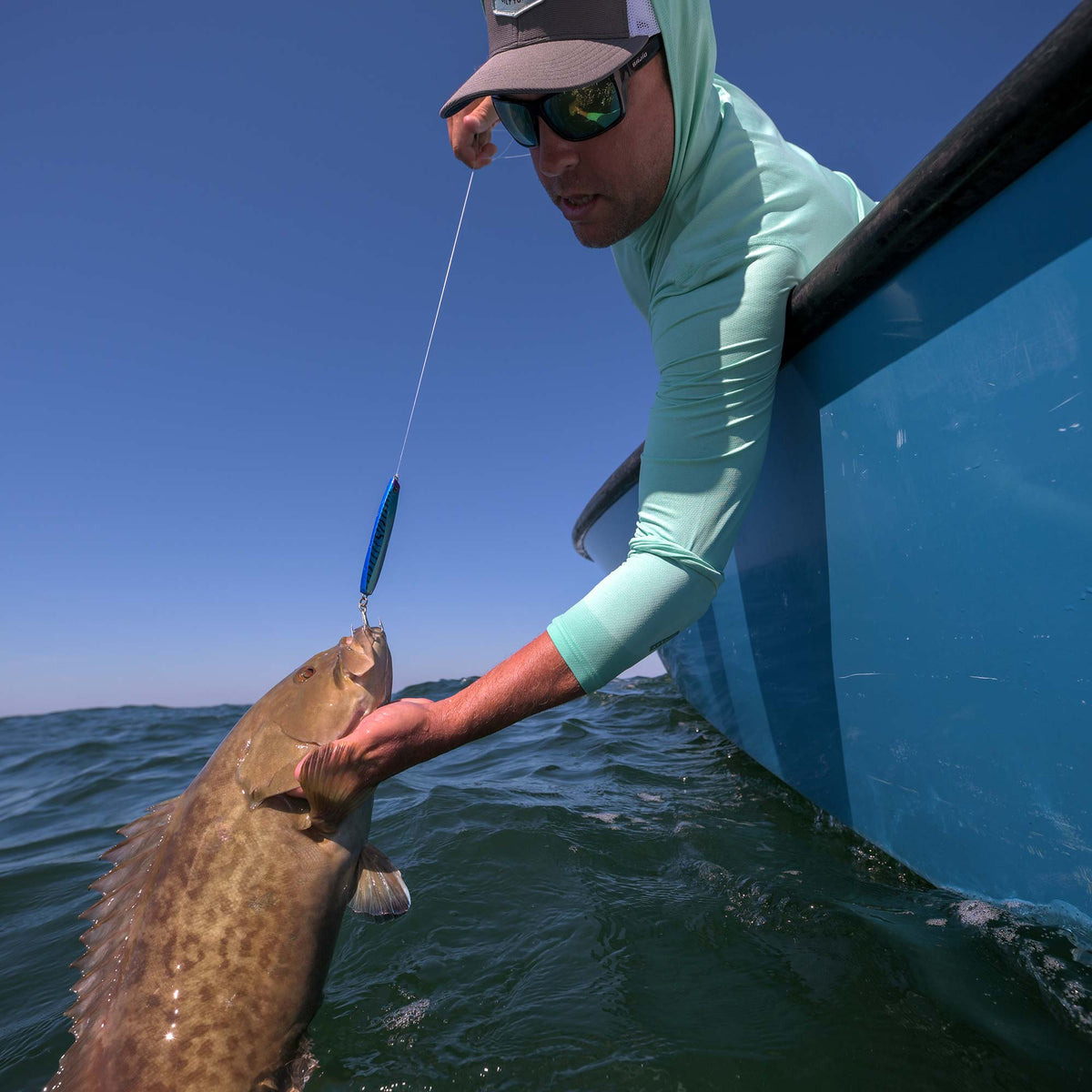 Tackle & Gear AFTCO Blue Fever Hybrid