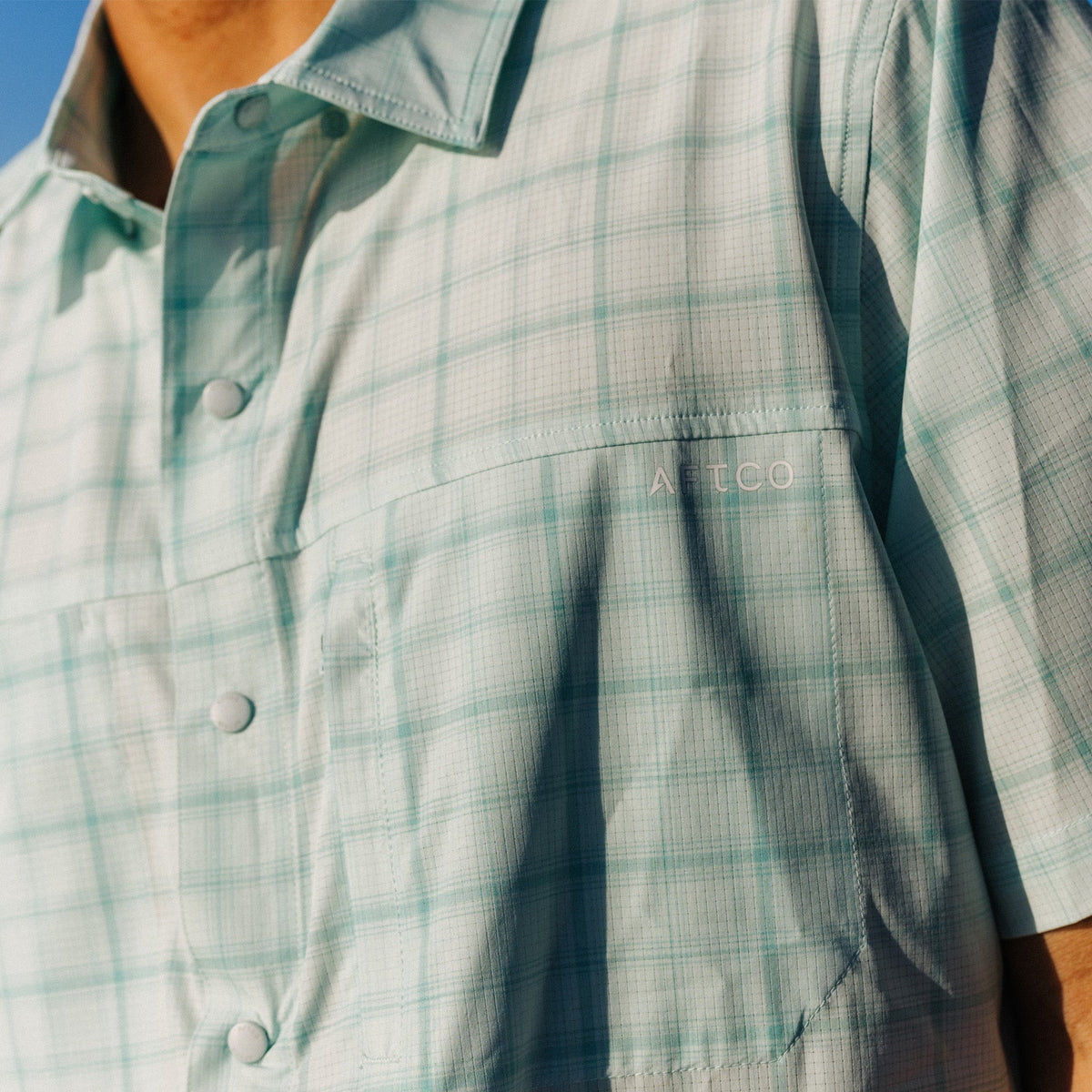 Mens AFTCO Seabreeze Short Sleeve Button Down Shirt
