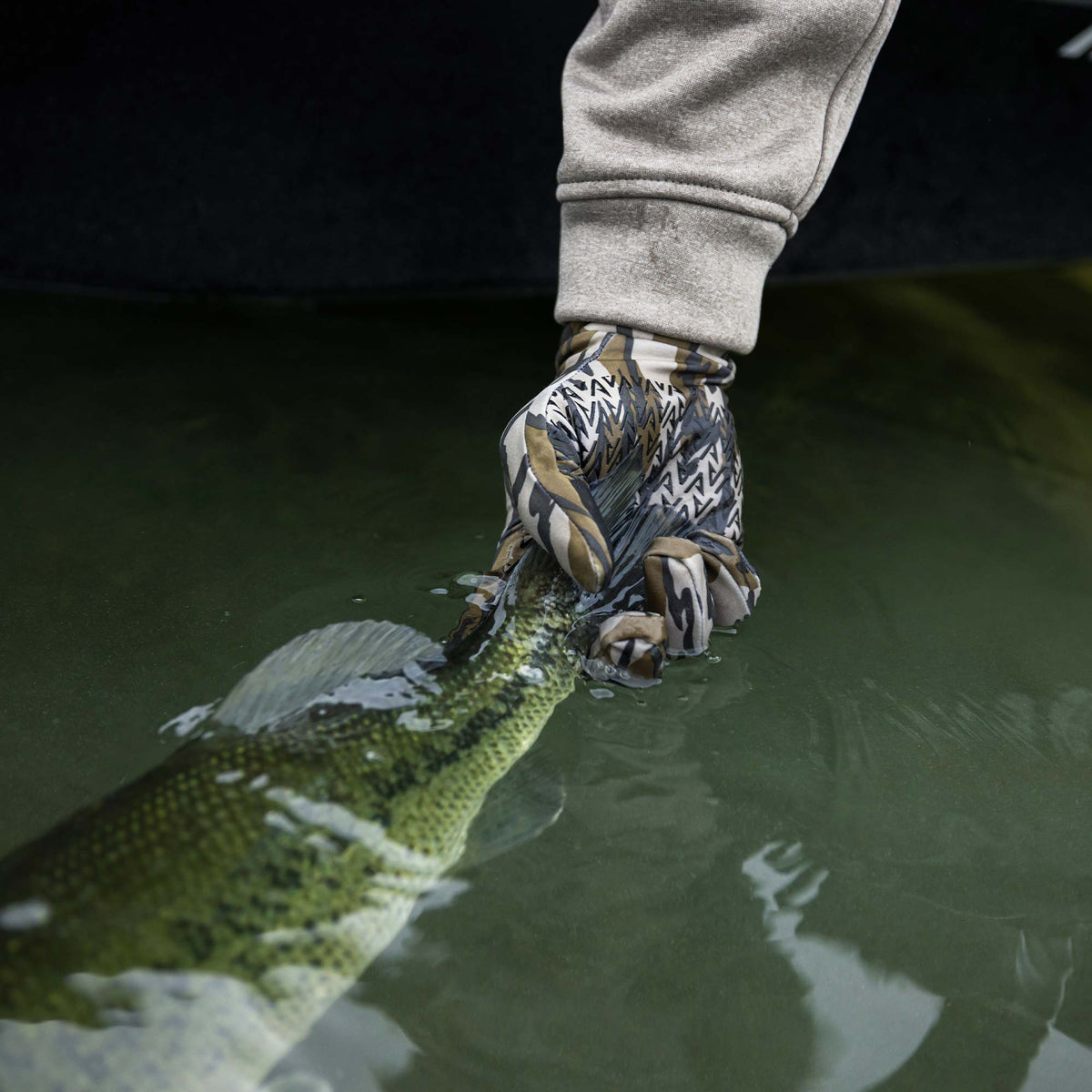 Tackle & Gear AFTCO Helm Fishing Gloves